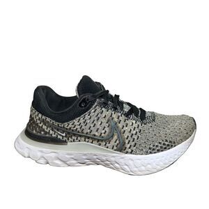 Nike React Black and White Athletic Sneakers size 8